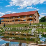 Pircherhof - Adults Only Am Biobauernhof Κατάλυμα σε φάρμα Pollau