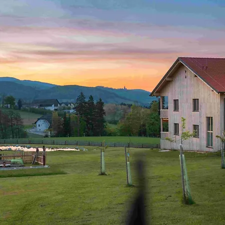 Pircherhof - Adults Only Am Biobauernhof Farm stay Poellau